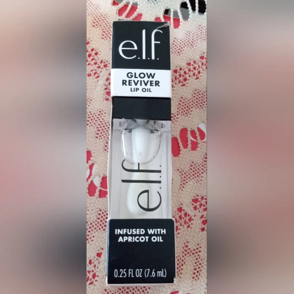 🌞ELF Cosmetics Bundle - Picture 4 of 10